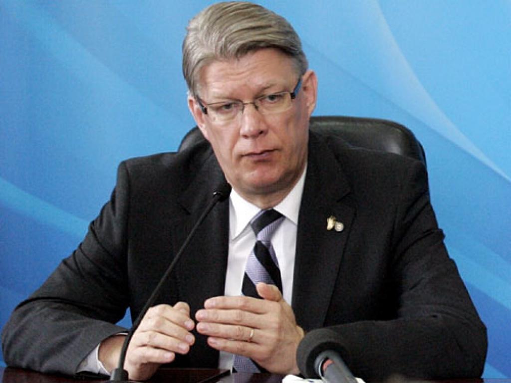 Valsts prezidenta Valda Zatlera paziņojums Latvijas tautai (video)