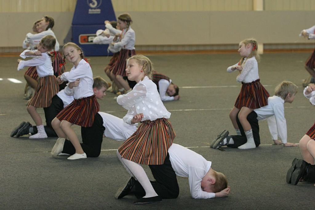 Uz Jēkabpili dosies 16 deju kopas