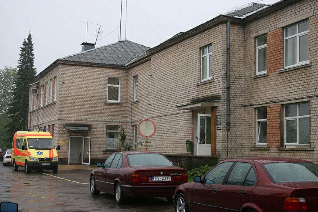Jāārstējas, nevis jāguļ slimnīcā