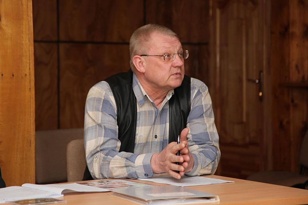 Mednieku saime pamazām noveco