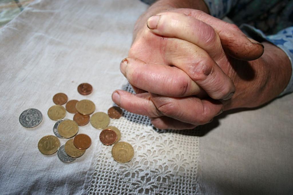 Trūcīgo personu skaits joprojām palielinās