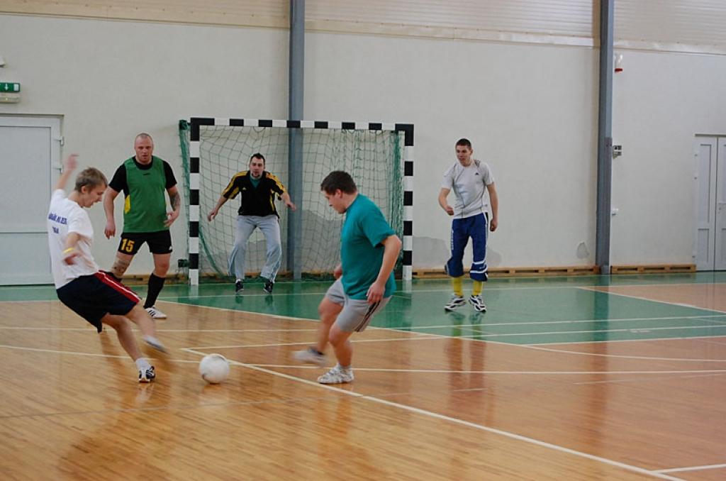 Telpu futbols: par čempioniem kļūst lizumnieši