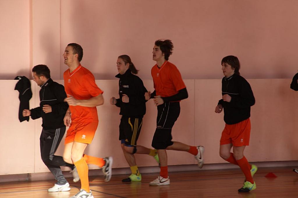Futbola komanda gatavojas jaunajai sezonai