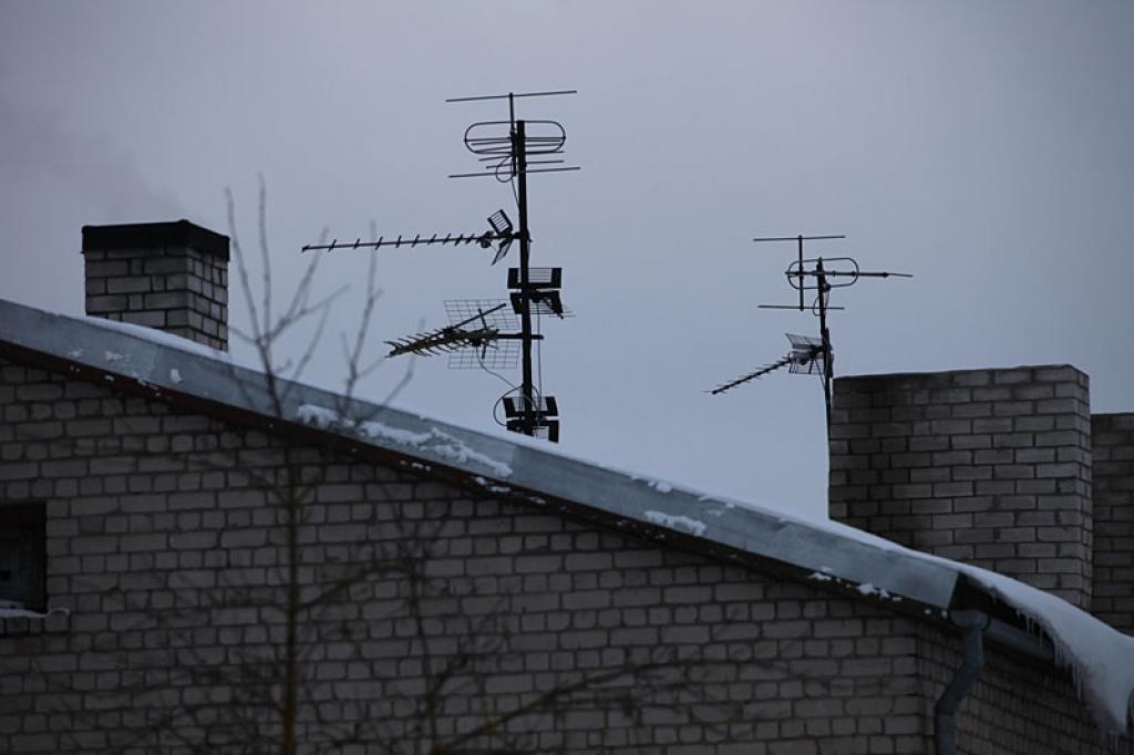 Sūdzas par televīziju
