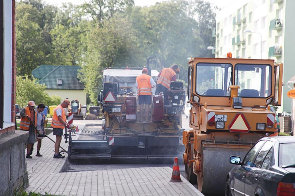 Astoņas pilsētas ielas šogad, visticamāk, nerekonstruēs