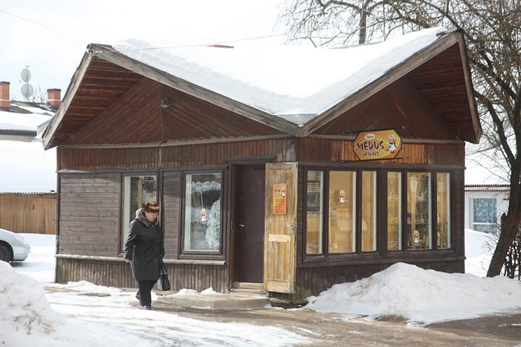 21.matrta "Dzirkstelē" lasiet: