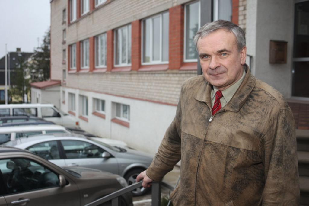 Atkal reorganizācija