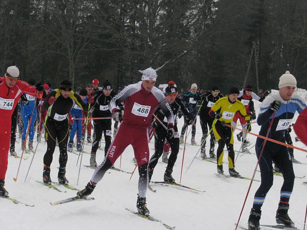 Alūksnes novada „Mežiniekos” - slēpojums „Alūksne 2013”