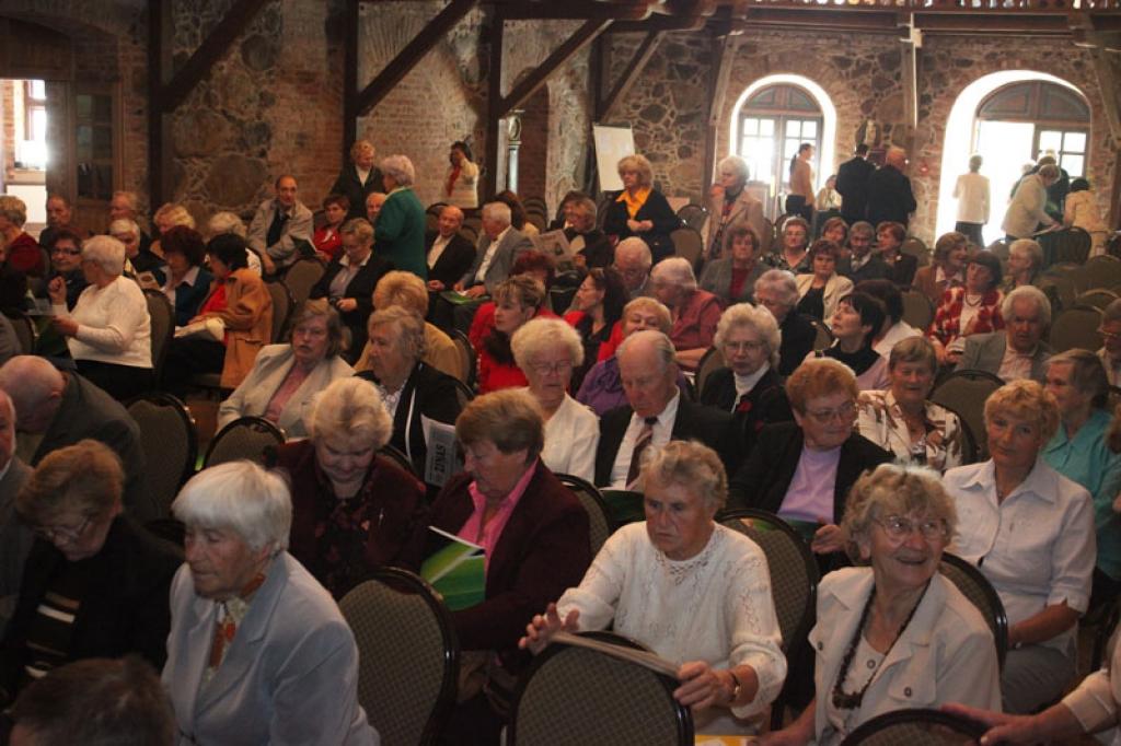 Pensionāri nerod atbildes