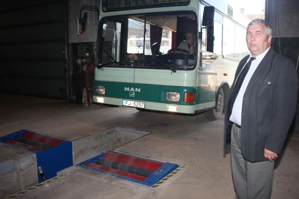 “Gulbenes autobusam” jauns bremžu pārbaudes stends