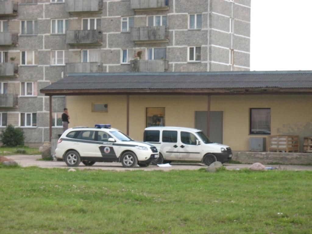 Lielveikalā nozog seifu ar naudu