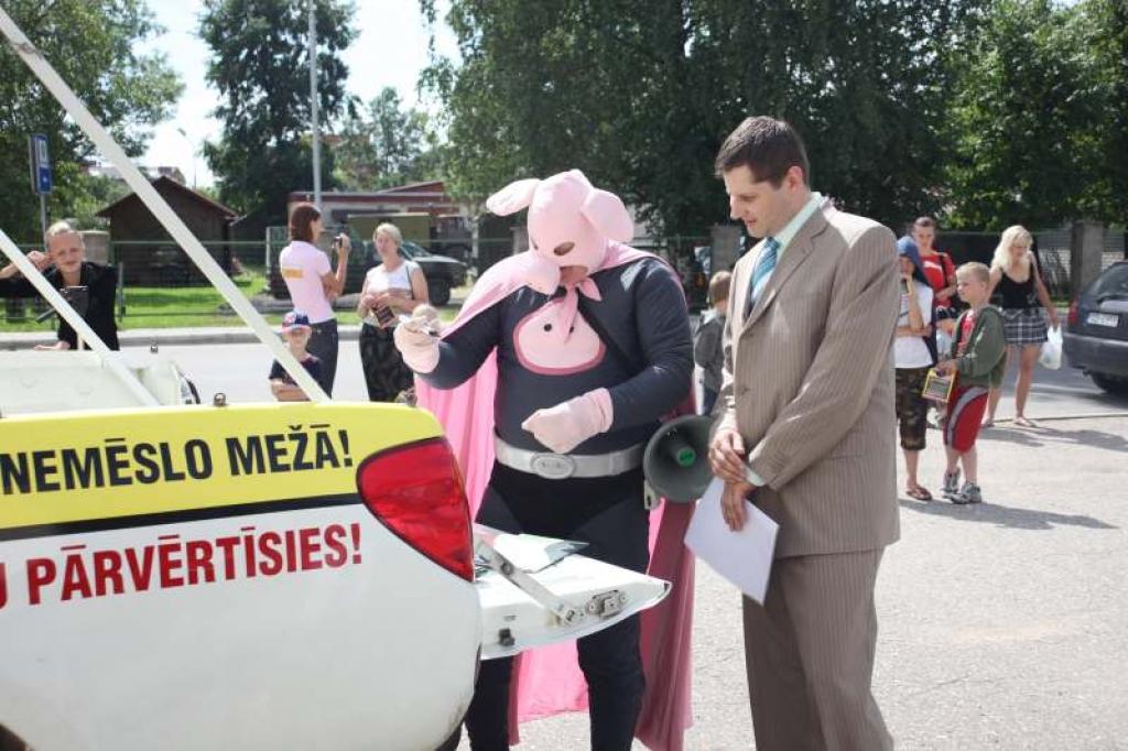 Cūkmens atkal Gulbenē