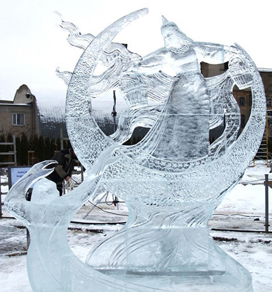 Jelgavas ledus skulptūras ceļo tālāk