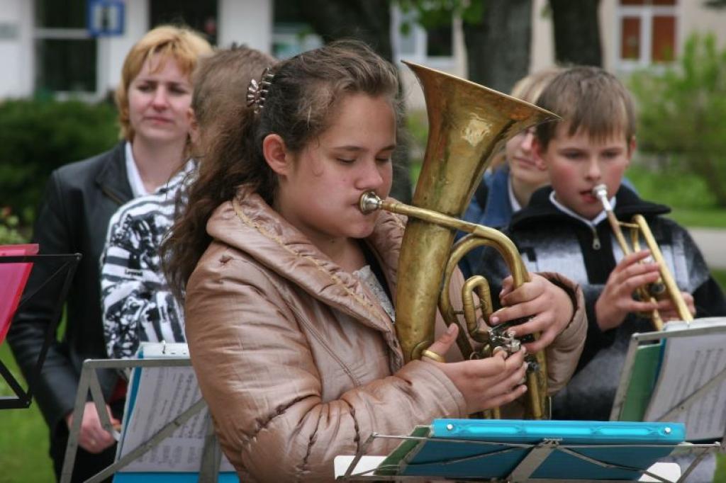 Gulbenē muzicē pustūkstotis jauniešu