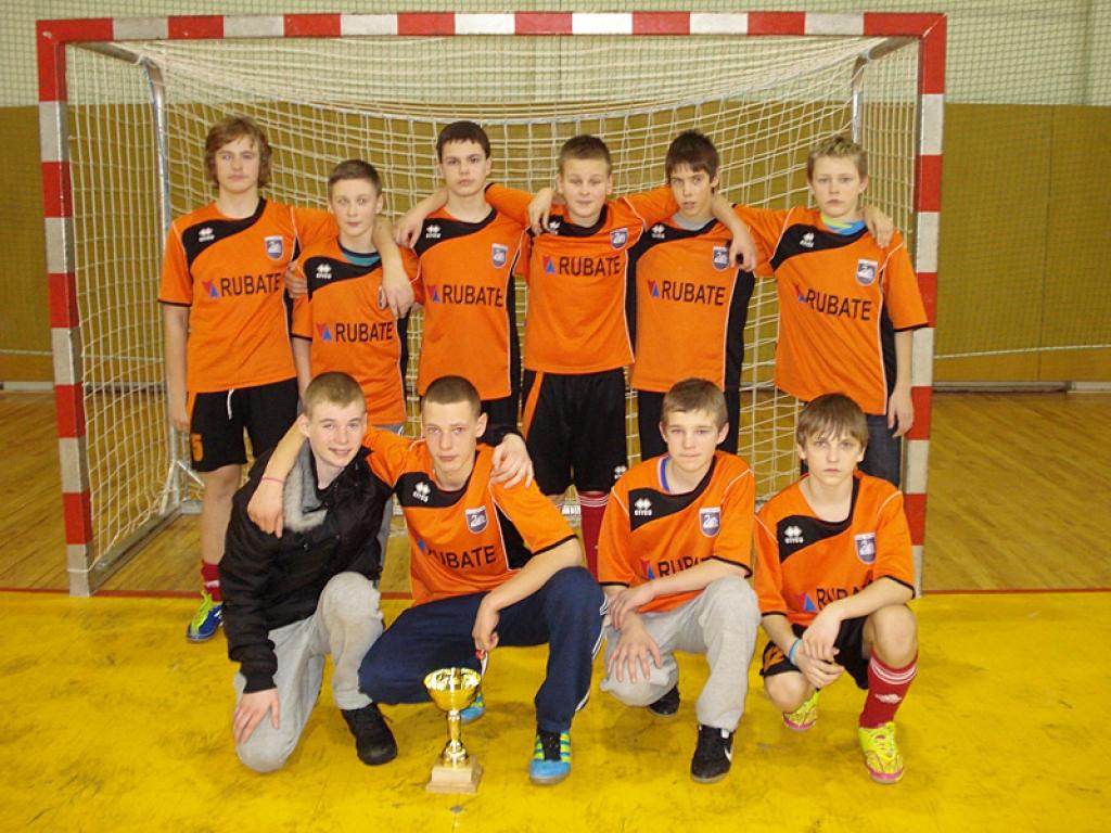 Futbols: gulbenieši kopvērtējumā - piektie