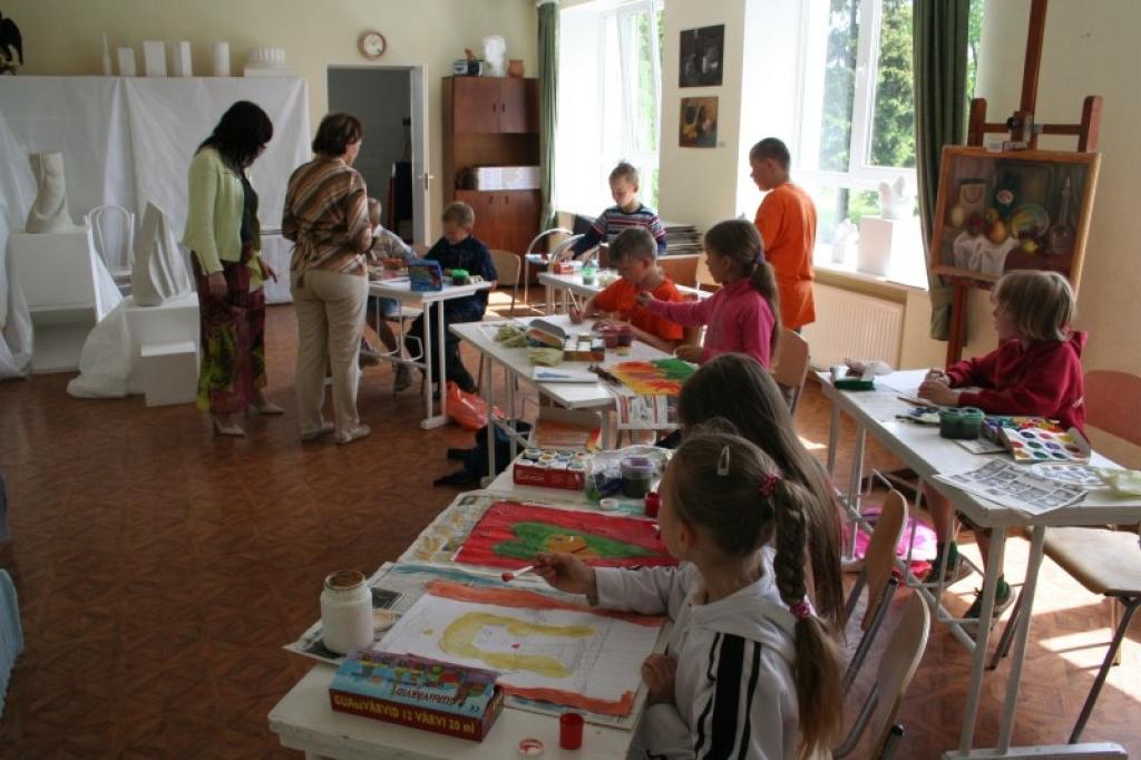 Mākslas skola svinēs 20 gadu jubileju