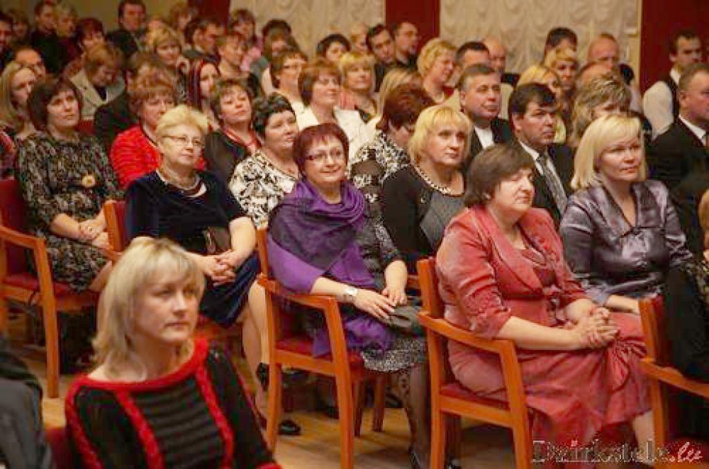 1.februāra "Dzirkstelē" lasiet: