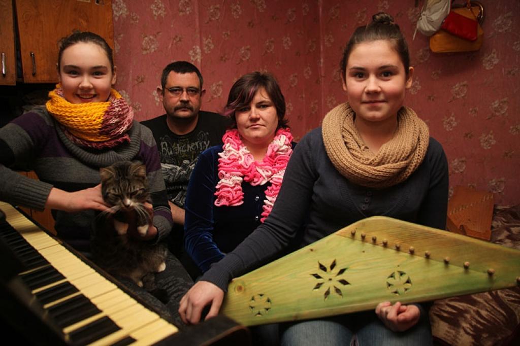 21.decembra "Dzirkstelē" lasiet: