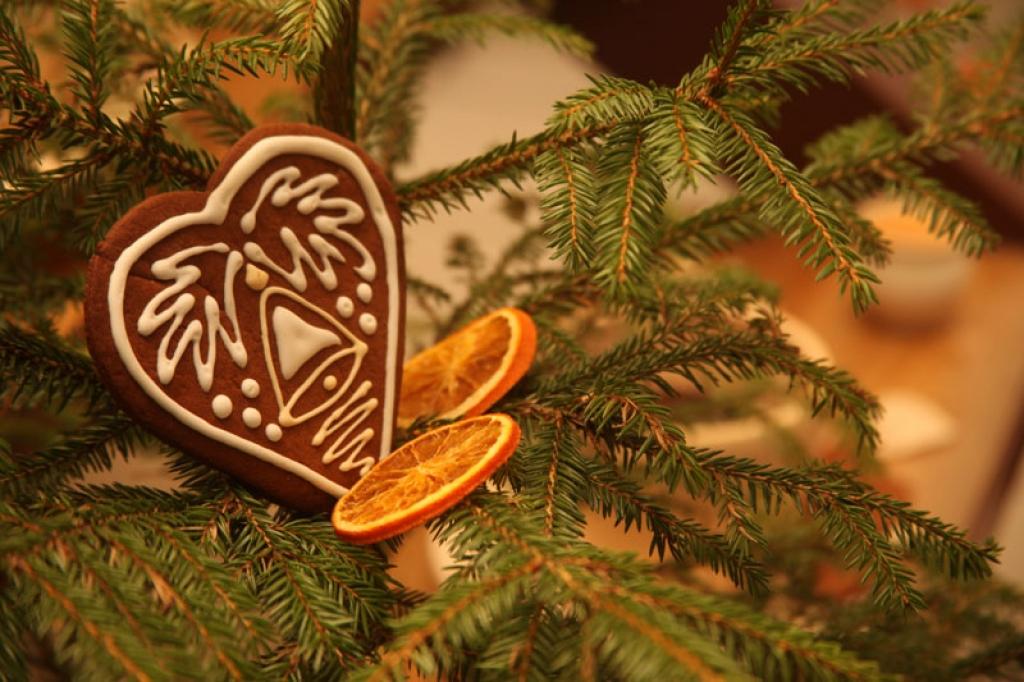 Priecīgus Ziemassvētkus!