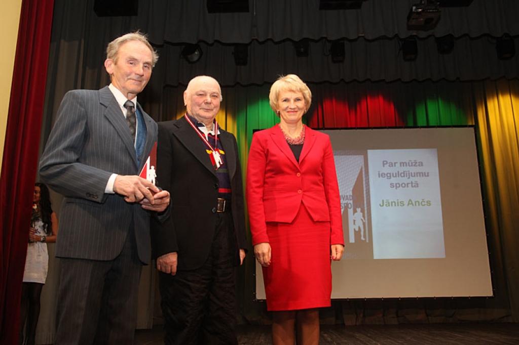 “Gada balva sportā 2012” pasniegta 18 nominācijās 