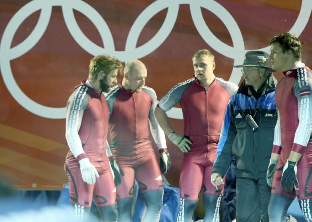 Starp "Latvijas Gada balva sportā 2007" nominantiem ir arī mūsējie - biatloniste Madara Līduma un bobslejists Daumants Dreiškens