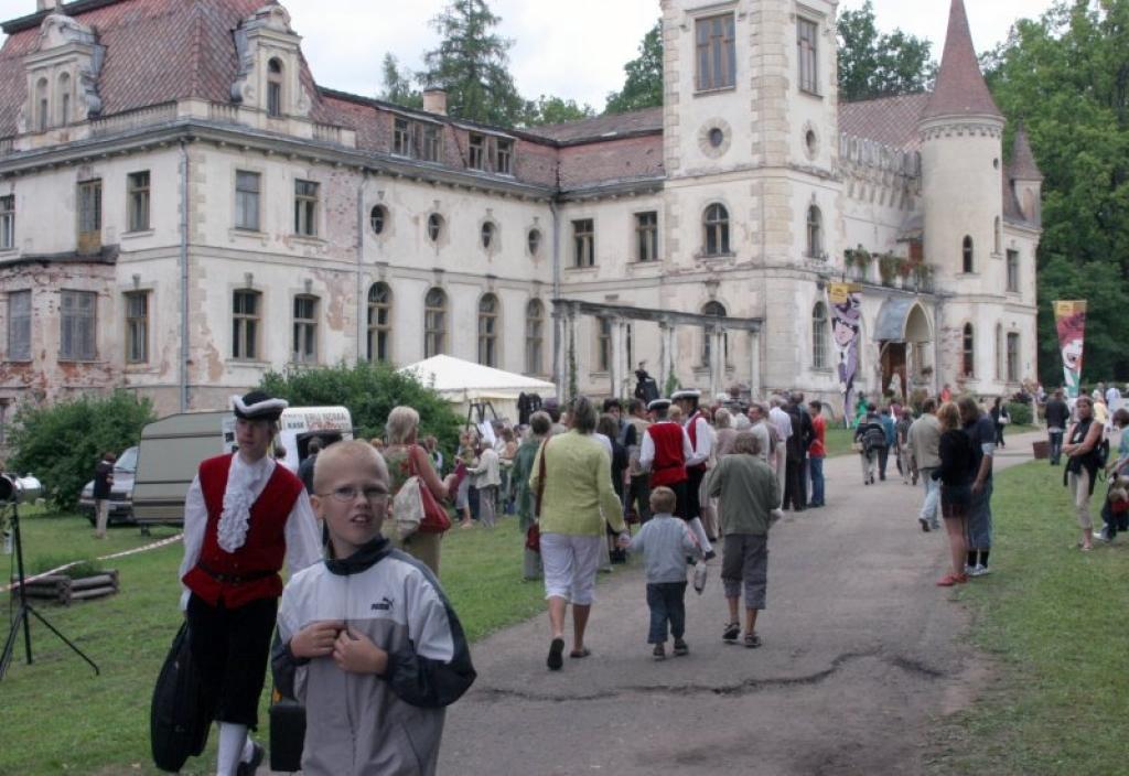 Stāmerienas muižas kādreizējā nomniece "Zeltaleja-1" ST lūdz vērtēt ierobežojumu iesniegt sūdzību Senātā