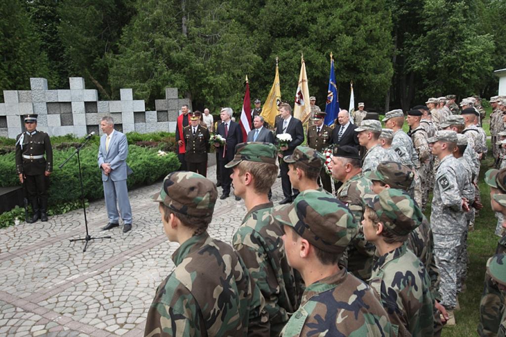 Litenē piemin 1941.gada 14.jūnijā represētos karavīrus. 14.06.13