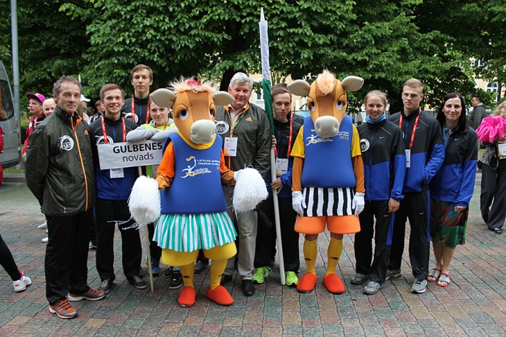 Portāla lietotaju foto: mūsu sportisti Jaunatnes olimpiādes atklāšanas pasākumā Ventspilī. 13.06.13