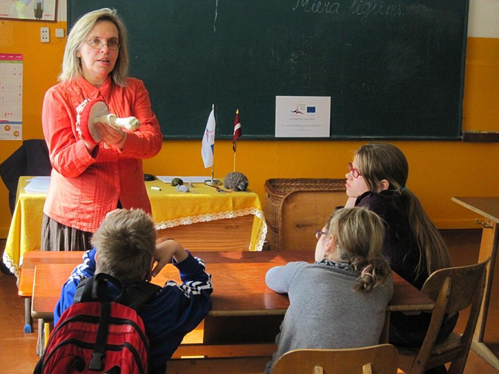 Dabas izglītības diena Gulbīša vidusskolā un Stāķu pamatskolā.