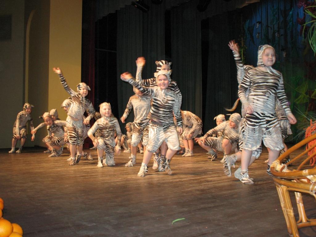 Moderno deju festivāls "Džungļu karnevāls" Gulbenes kultūras centrā. 16.03.13