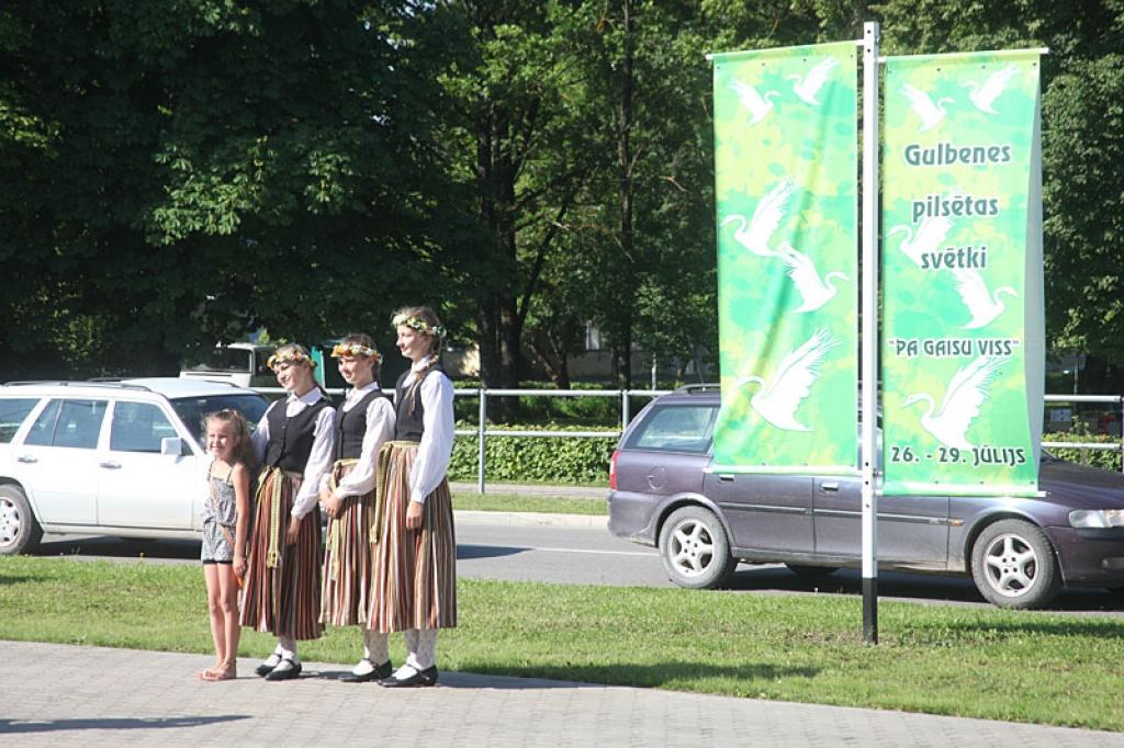 Gulbenes Pilsētas svētku "Pa gaisu viss" atklāšana. 27.07.12