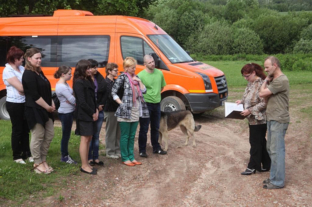  Ar ekskursiju keramikas cehā "Samiņi" beidzas gidu mācību projekts. 12.06.12