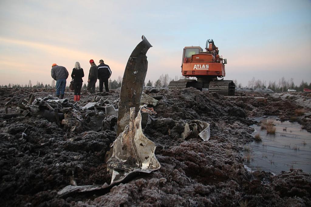 Palšu kūdras purvā pie Jumurdas mūsu novada uzņēmuma darbinieki atrod kara laika lidmašīnu. 28.10.11