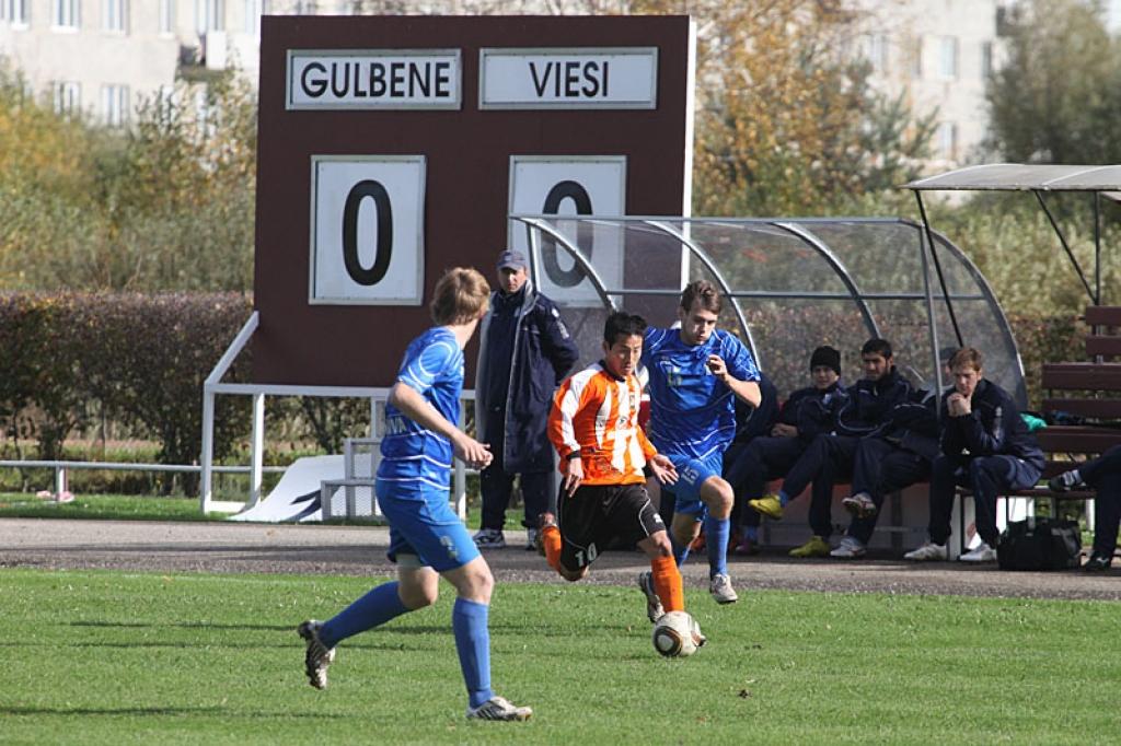 FB "Gulbene" draudzības spēle ar FC "Daugava". 5.10.11