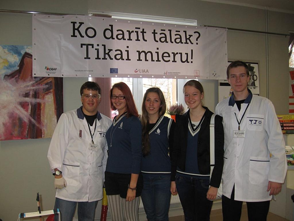 Ģimnāzistiem veicas Tehniskās jaunrades dienās