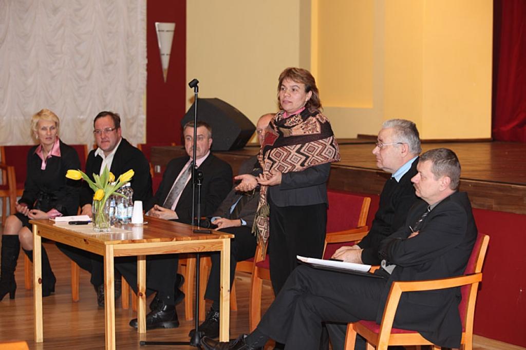 Gulbenieši tiekas ar novada domes deputātiem. 27.01.11