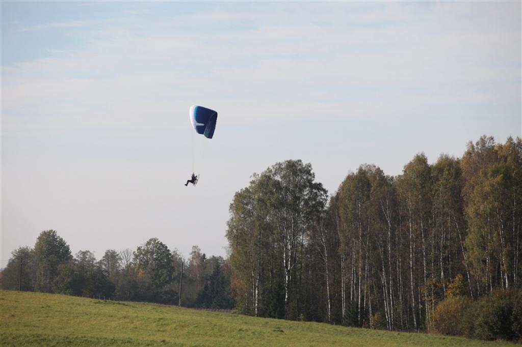 Piepilda sapni pacelties debesīs