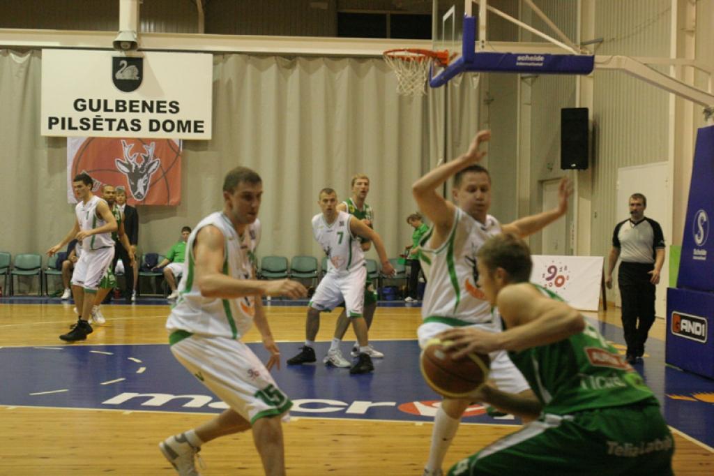 Buku spēle ar Valmieras basketbolistiem