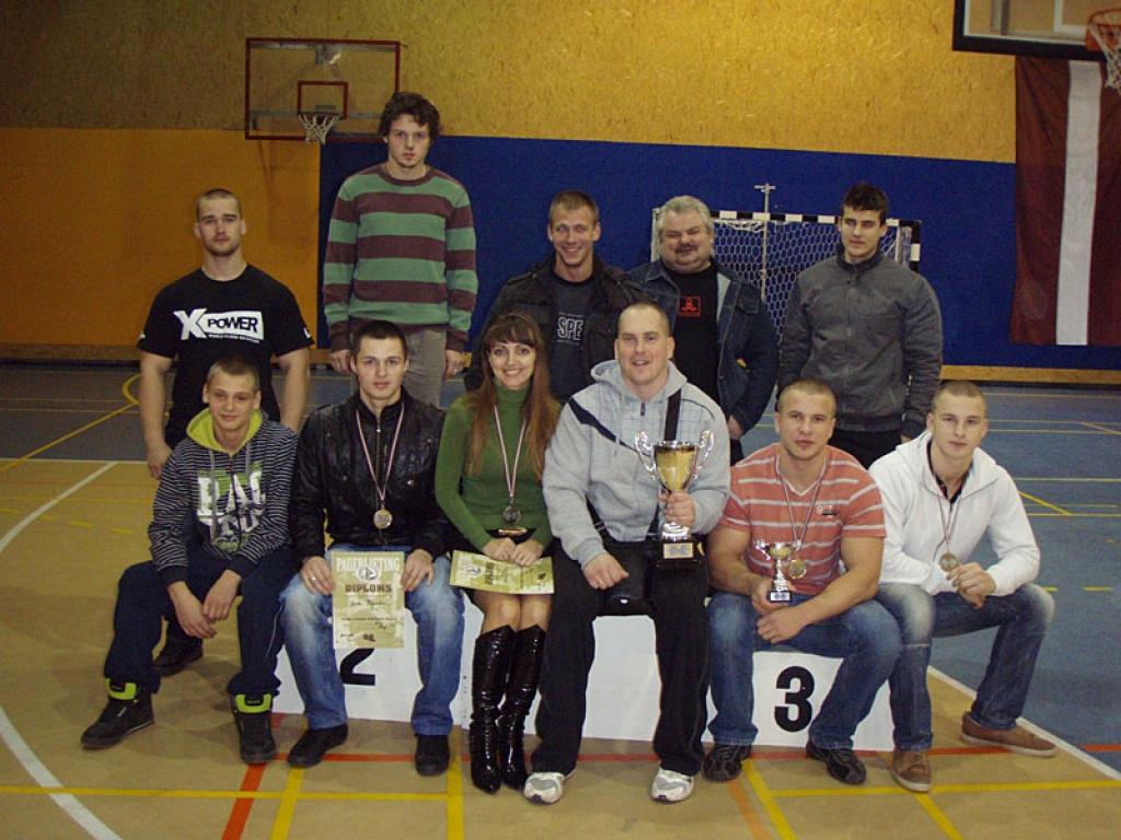 Smagatlētika: kausa kopvērtējumā – ļoti sīvas cīņas