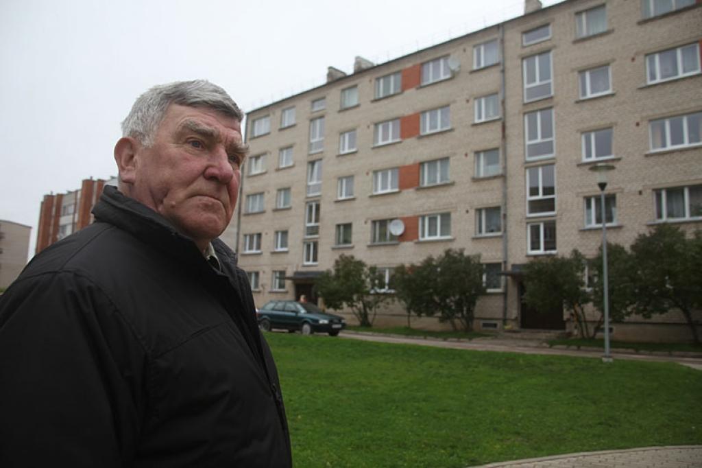 Nepatīkama situācija: māja paliek parādā par nomainīto jumtu