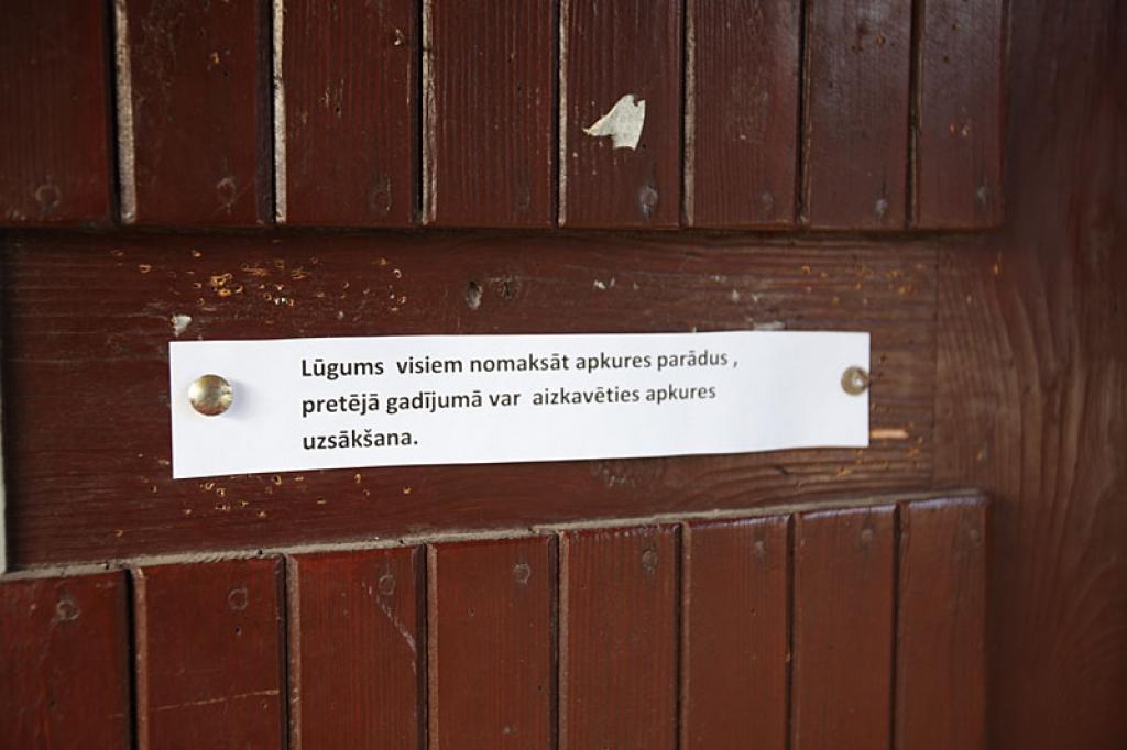 Parādu dēļ pilsētā draud nepieslēgt siltumu