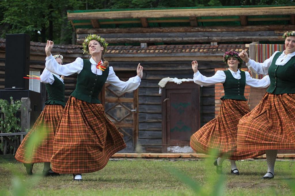 Stāmerienas pagasta jauniešu deju kopai - 15