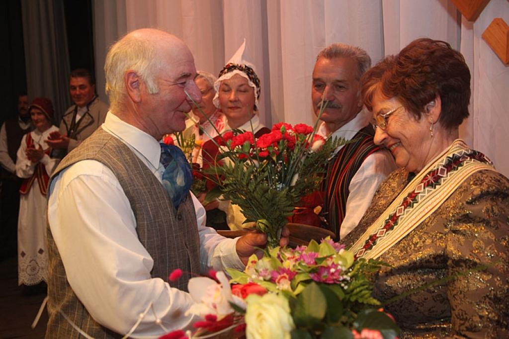 Seniori izdejo prieku