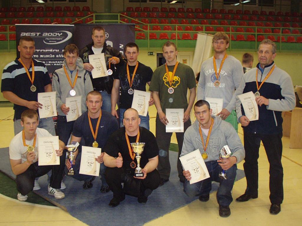 Trīscīņa: Vidzemes čempionātā – labi rezultāti