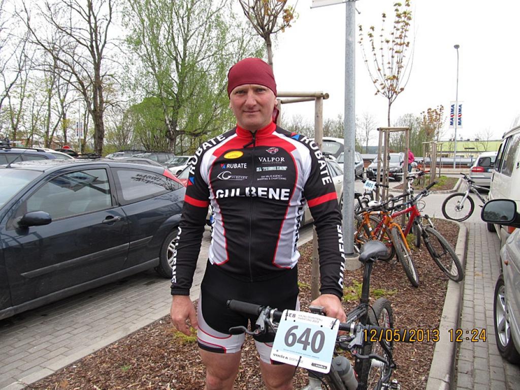 Velosportisti aktīvi startē sacensībās