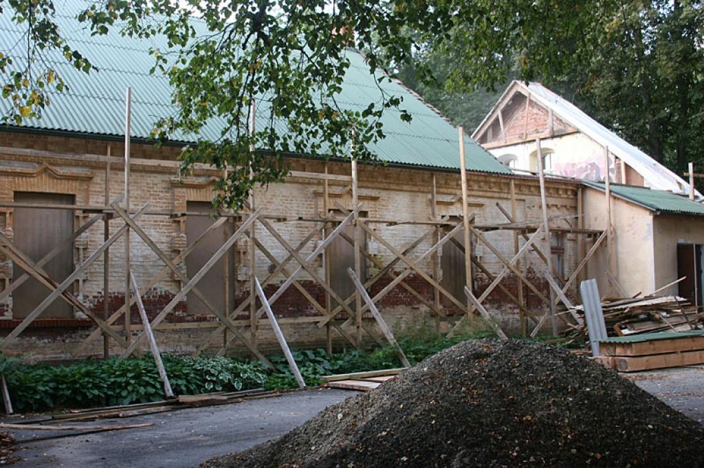 Renovēto Jaungulbenes tautas namu nodod ekspluatācijā
