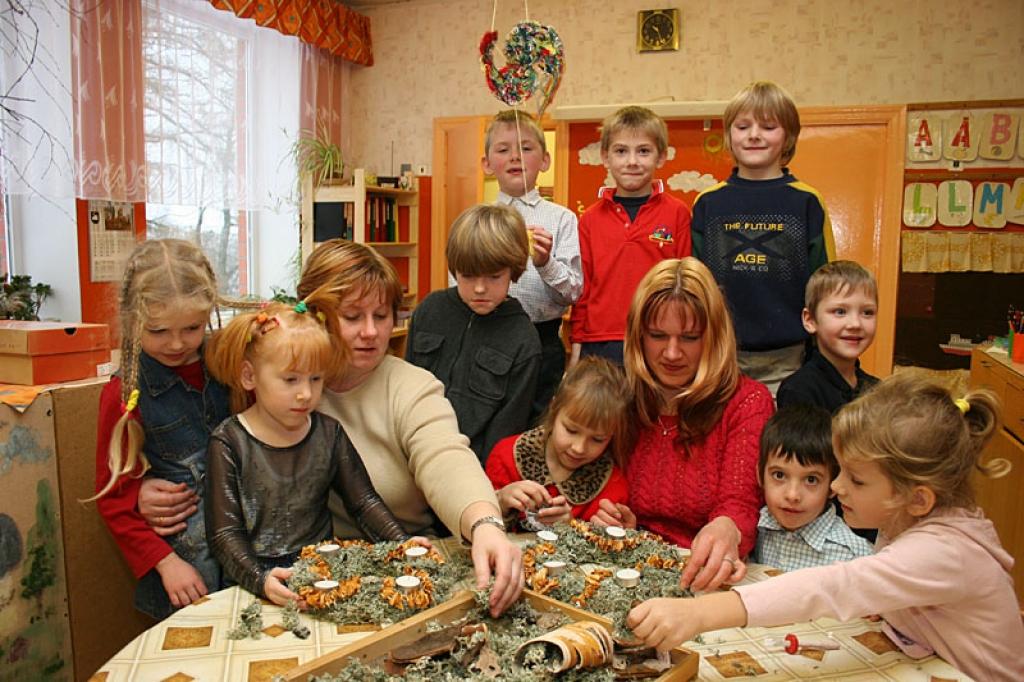 Rosina palielināt algas audzinātājām
