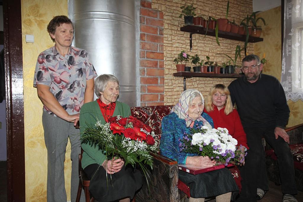 Tirzmaliete svin 100 gadu jubileju (papildināts ar foto)