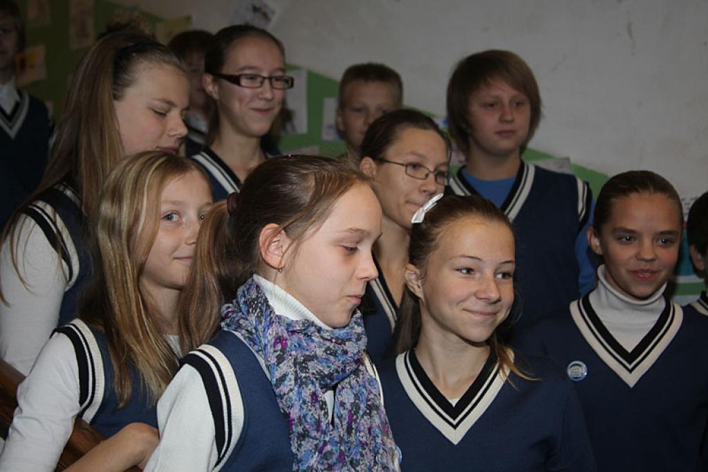 Ģimnāzistiem – vienots apģērbs