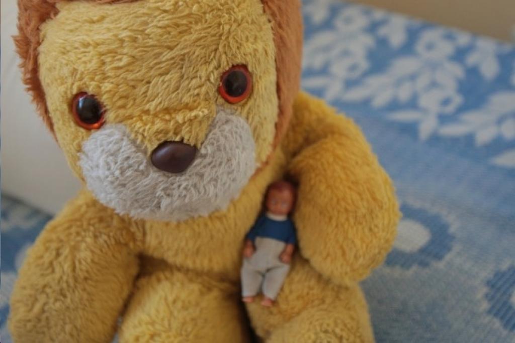 Sarucis uz ārzemēm adoptēto Latvijas bērnu skaits